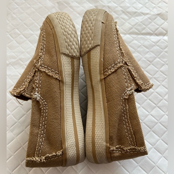 Cute Infant/Toddler Shoes Size 5 - Picture 5 of 9